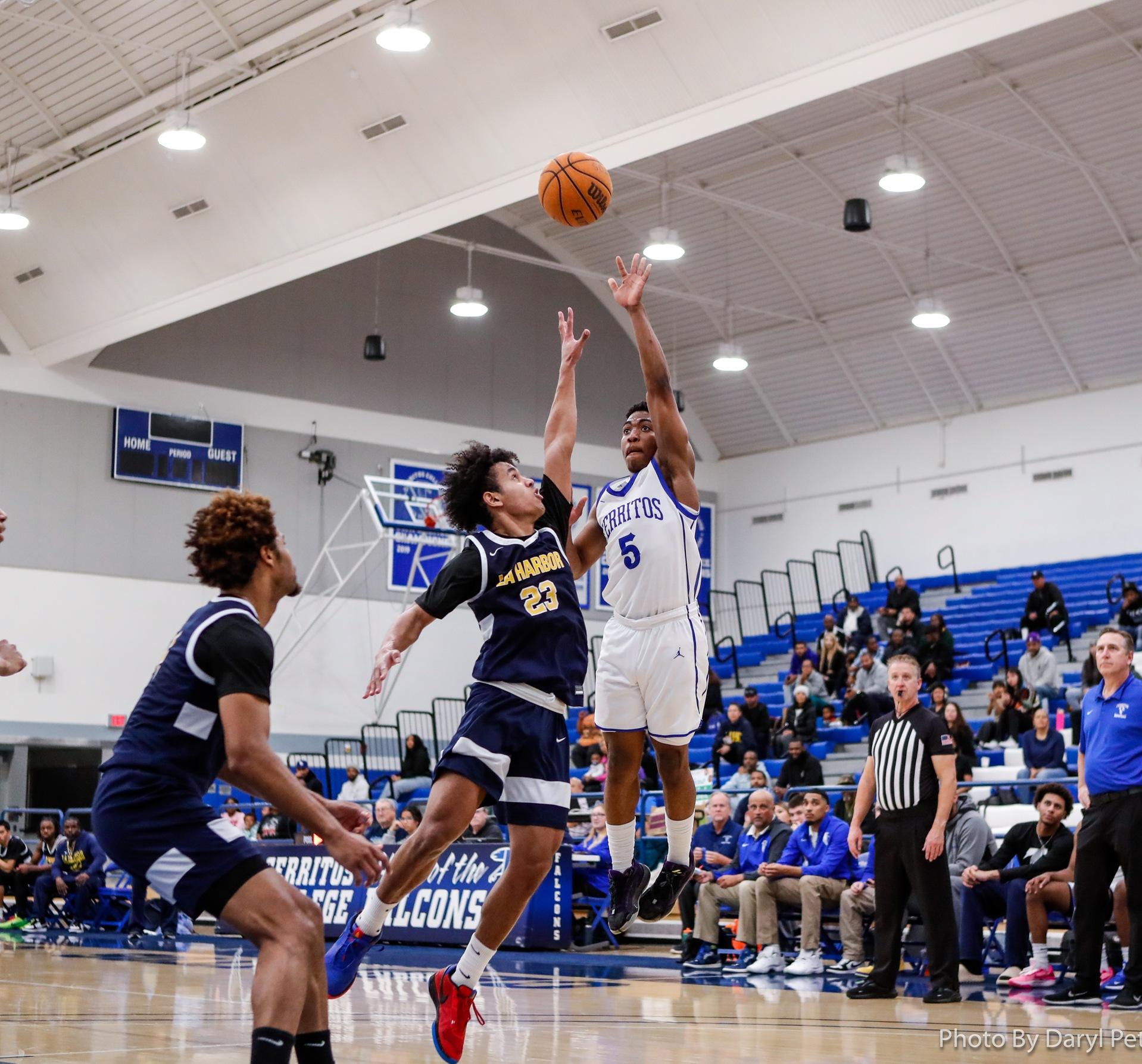 Darron Henry had a team-high 21 points for the Falcons in their win