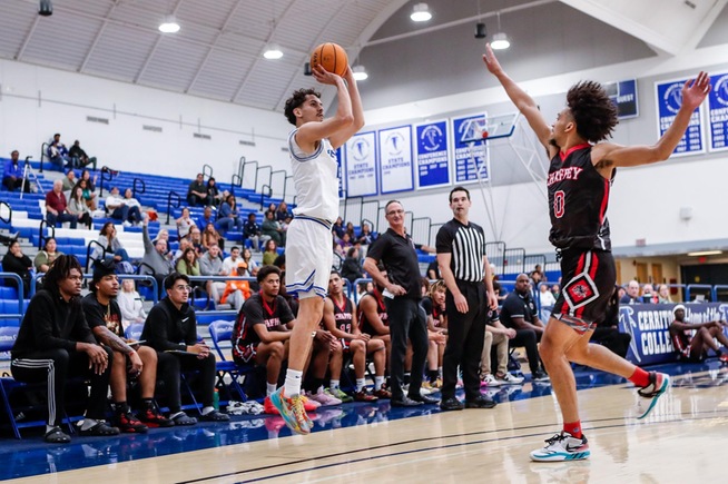 File Photo: Andrew Mata knocked down four three-pointers in the win over Canyons