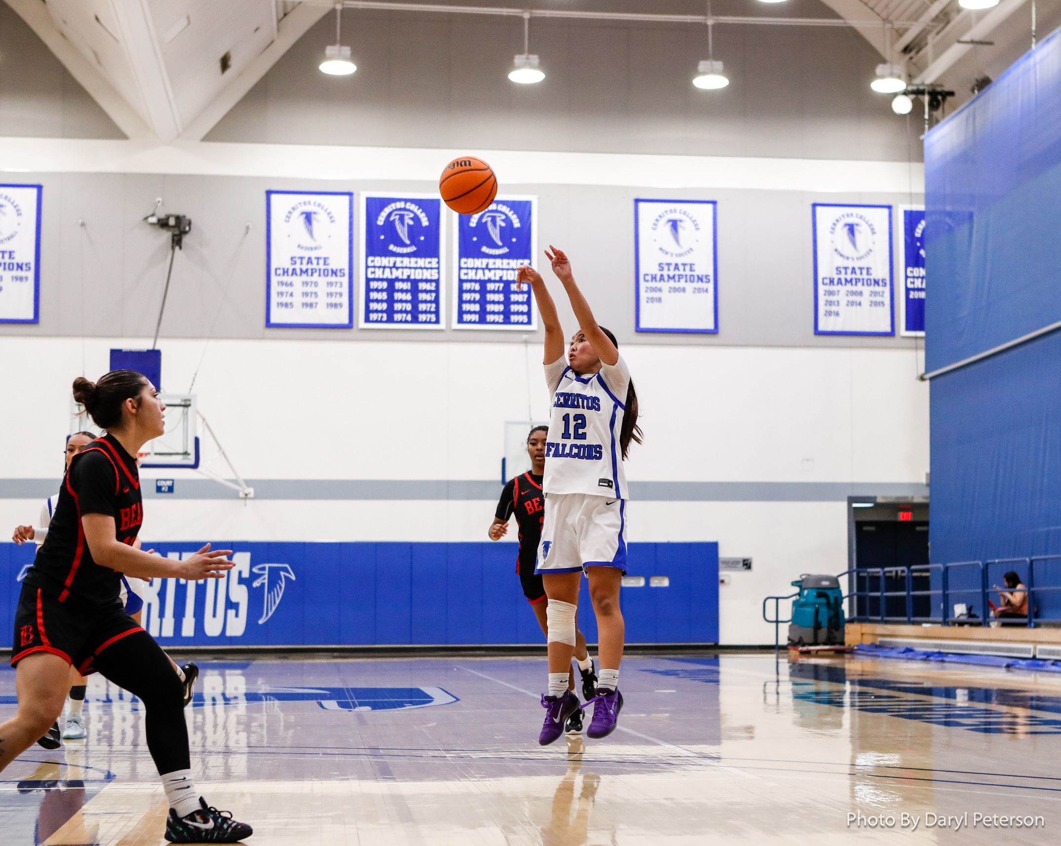Nakamura&rsquo;s 24 Points Lead Falcons in Home Contest Against Long Beach City