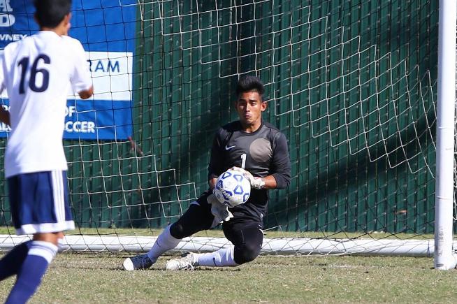 Eduardo Valdovinos made seven saves to help the Falcons record a tie