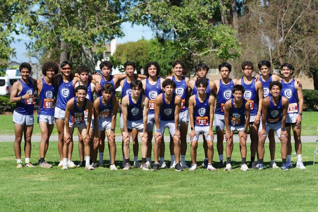 2025 Cerritos College men's cross country team photo