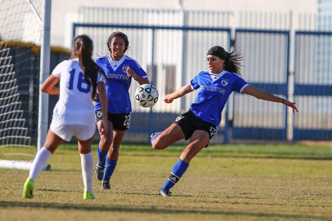 Malia Tilton (13) was named 1st Team All-American