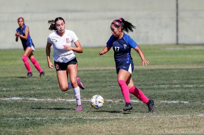 Jessica Arroyo had two of the Falcons three shots on goal
